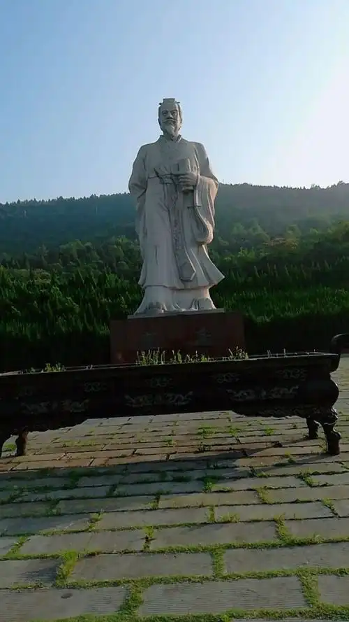 晨光下的范蠡公园!