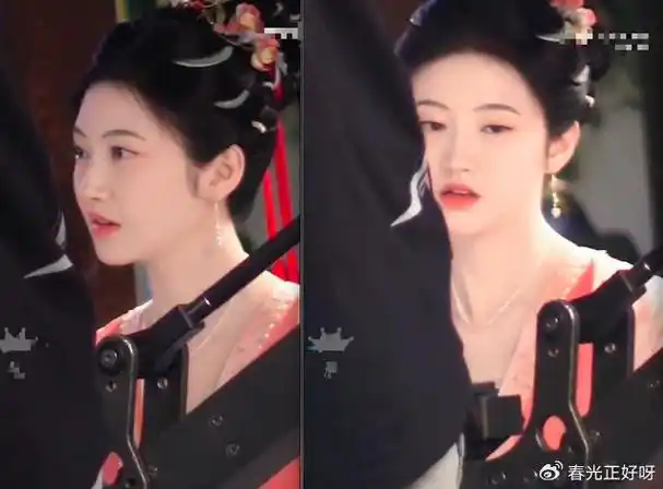 景甜近照好陌生,脸部馒化金鱼眼凸出,面相变老,富贵花平庸了!