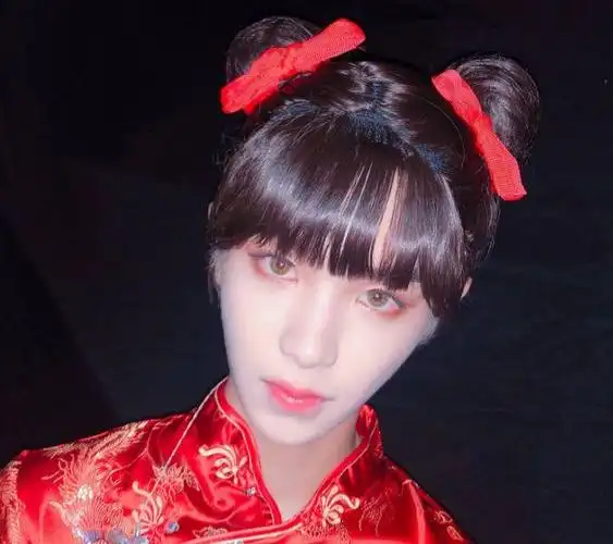 ninepercent变装秀,朱正廷"被骗"扮梦露,蔡徐坤胡子很性感