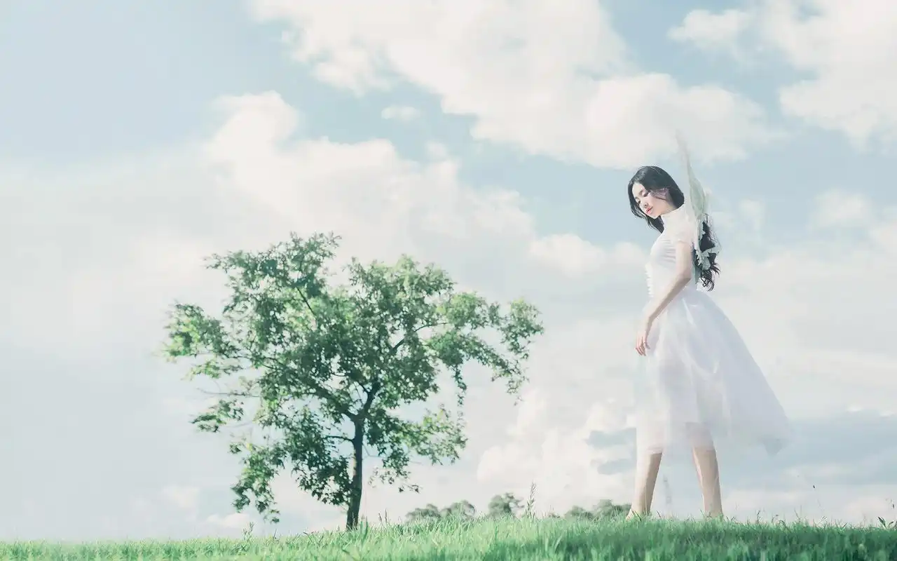 日系清纯小仙女唯美高清桌面壁纸