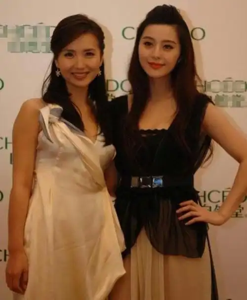 美女明星扎堆合影 范爷美到没有朋友