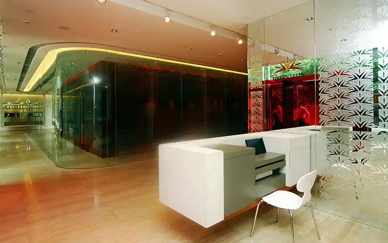 陈幼坚设计公司最新作品 -- 成都无限极顾客服中心