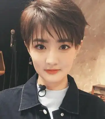 这么多帅美帅美的女明星,你们觉得谁的短发更好看呢?欢迎留言讨论!