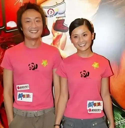 离婚12年,蔡卓妍还是那么美,郑中基就像换了一个人