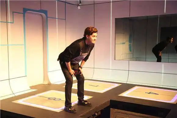 《星星的密室》江铠同上演"密室纯恋" 小五"内急"险失控