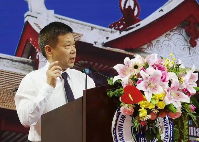 2018毕业季教师代表李佳在天津大学2018届本科生毕业典礼上的发言是