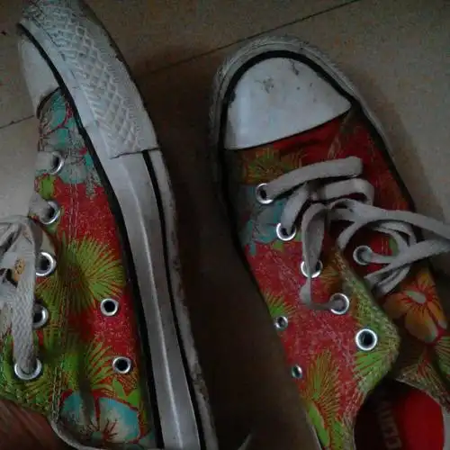 匡威鞋开裂,怎么办?