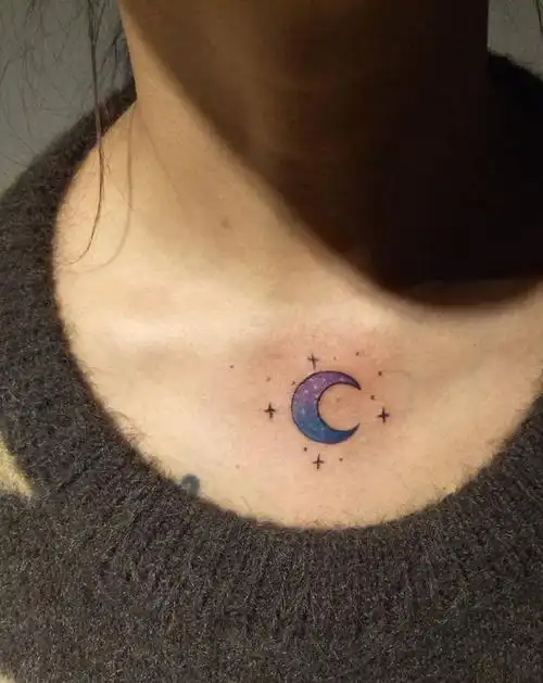 星空月亮纹身图片_胸部纹身图案