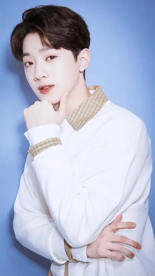 赖冠霖干净帅气写真,明星-手机壁纸