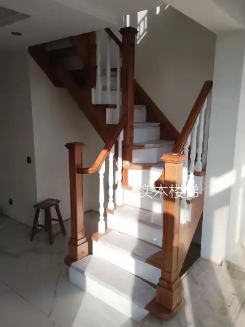 实木楼梯小中式款