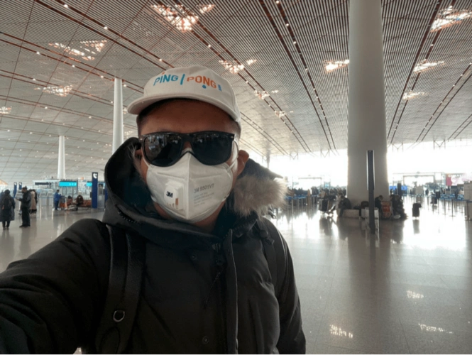 出发时在首都机场的自拍.法国街头.瑞士阿尔卑斯山下.