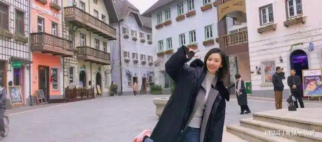 江苏兴化美女王音棋,大眼睛鹅蛋脸,她27岁就成为了央视当红花旦