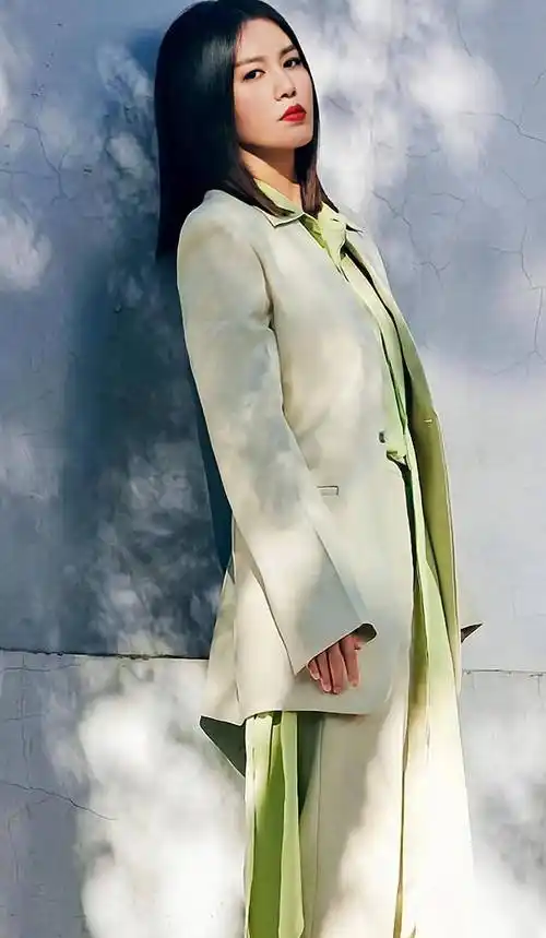 时尚靓丽的谭维维_照片_一面_散发出