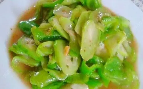 丝瓜和青椒能一起炒吗青椒炒丝瓜的做法多图