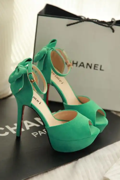 优雅甜美韩版明星杂志款 蝴蝶结一字扣防水台高跟鞋