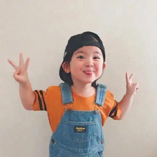 有哪些特别可爱的小孩子的微信头像?