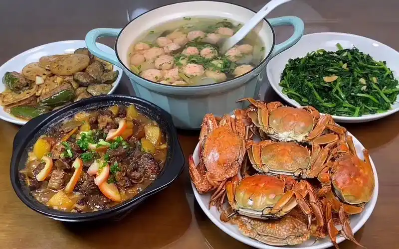 湛江家庭的晚餐,简单的四菜一汤都是家人们爱吃的,太美味了