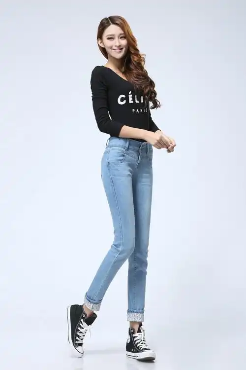 一件代发两排女士牛仔裤修身显瘦女士小脚裤牛仔裤新款8819