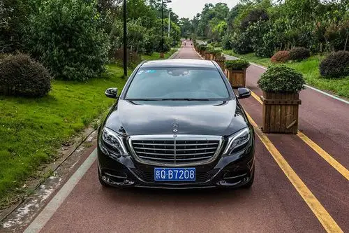 试驾奔驰s400l:探寻让媒体跪舔的原因-搜狐汽车