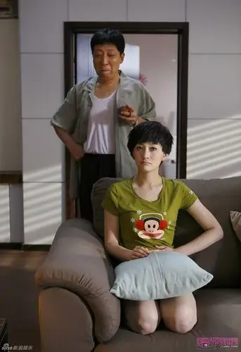 组图:《大丈夫》曝温情照 李小冉感受父爱如山