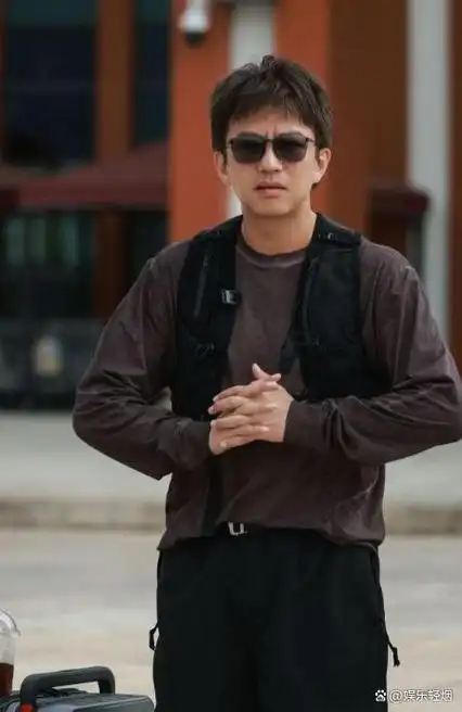 电视剧《蛮好的人生》的拍摄现场,孙俪和董子健正在紧张地进行表演.