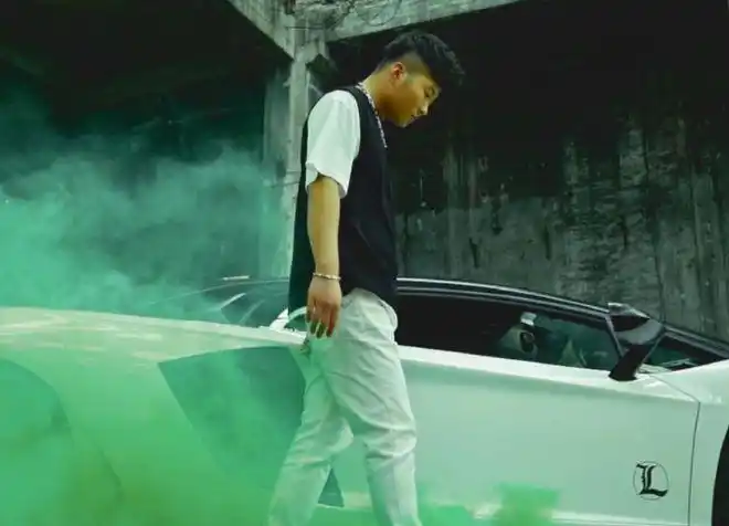 白小白参加天赐的声音首次公布已婚直言欠老婆一个婚礼