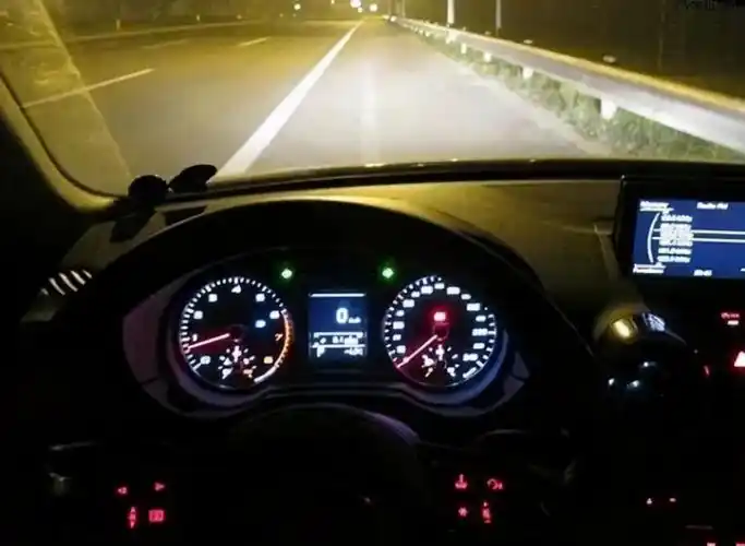 晚上驾驶的风险要远远高于白天记住这些夜里开车的诀窍