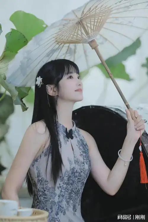 濯清涟不妖许梦圆