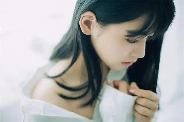 sing女团林津伊曝多组新写真极致获赞"百变女友"