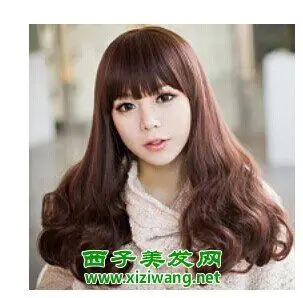 学生齐刘海大卷发型造型 让你轻松变洋娃娃_学生发型_西子美发网