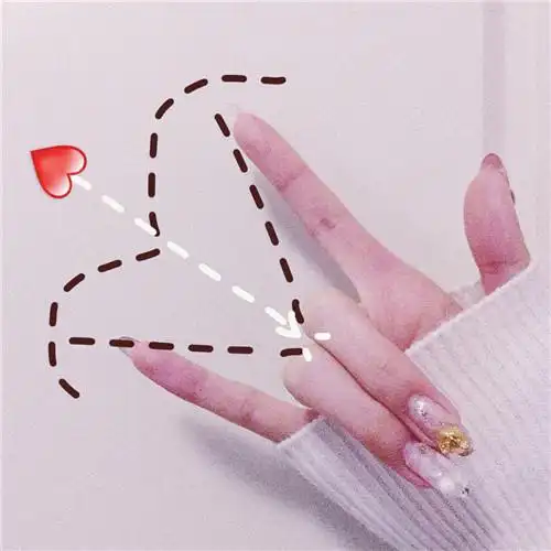 比心手势图片头像女生高清撩人女生比心的微信图片头像