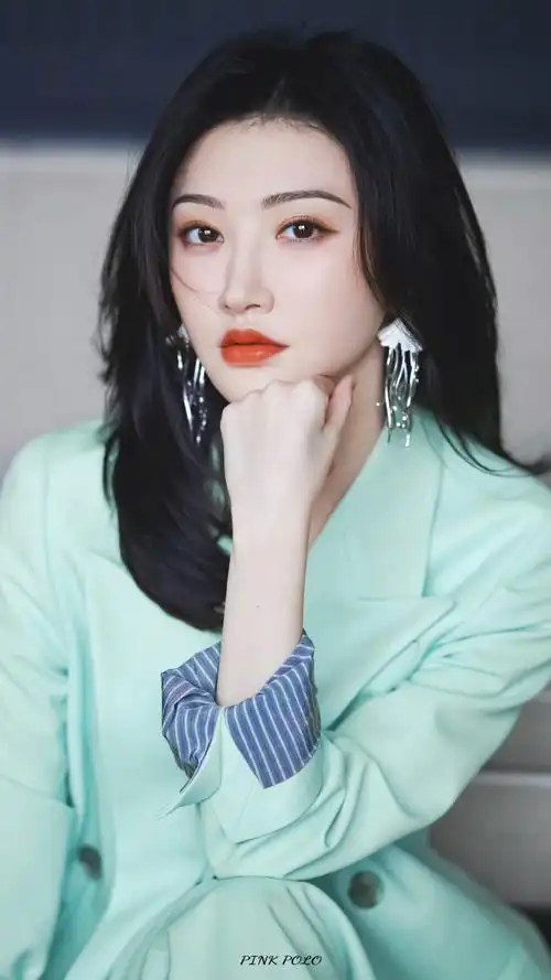 景甜# | 司藤扫楼 / 甜味薄荷 / 截修 壁纸 禁二改 cr@pink_polo