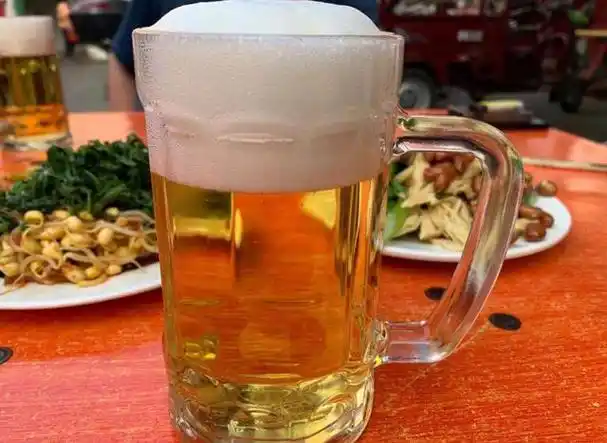 啤酒销量持续下跌为什么没人喜欢喝啤酒了现实原因让人心寒