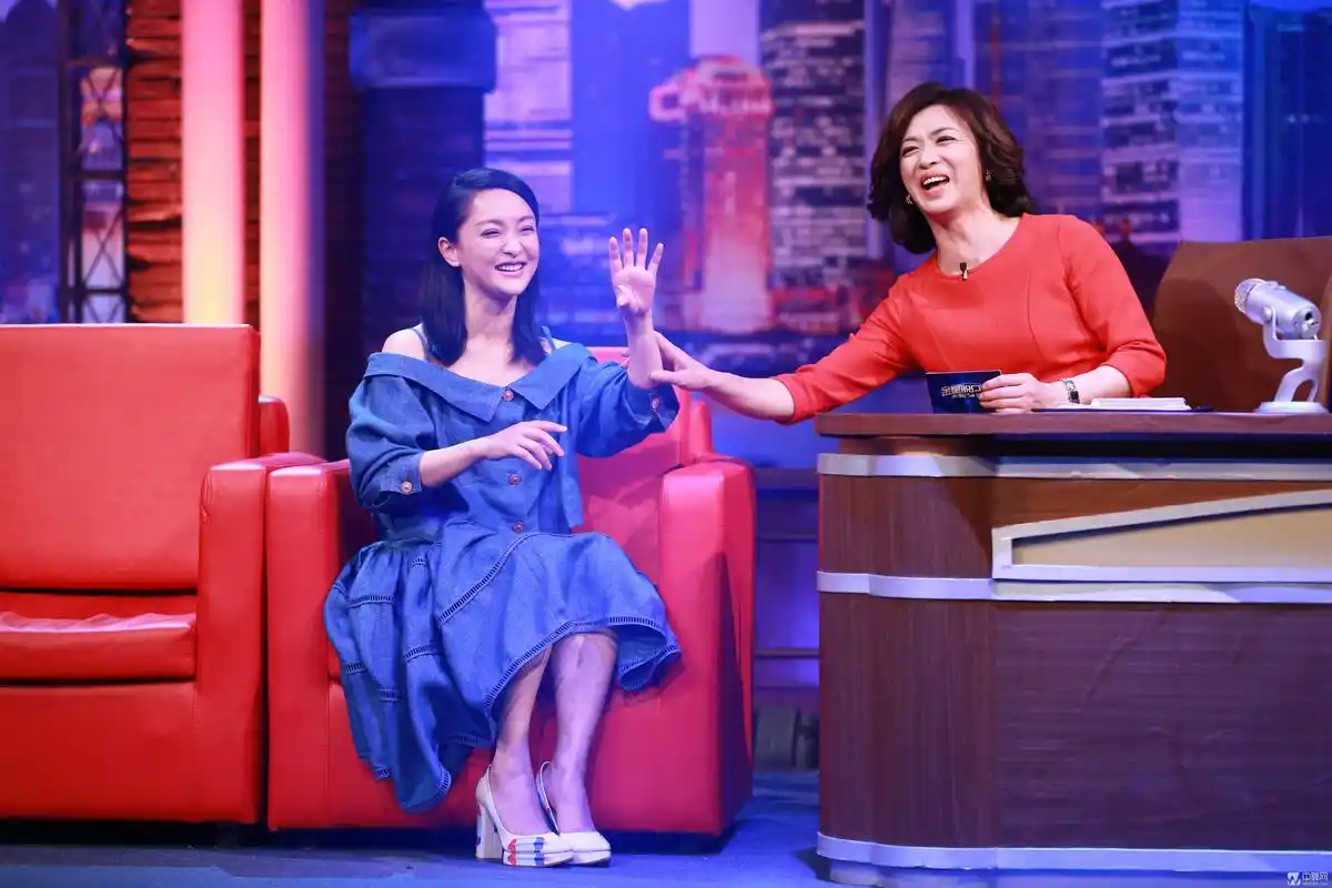 一鸣惊人 《金星秀》首播同时段收视夺冠