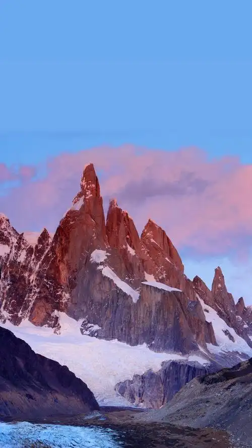 大自然美景,幽深的峡谷成为一道独特的亮丽风景*