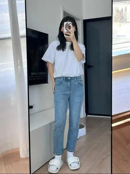 这个裤子的八分款特别适合小个子有弹力 而且完全不会显三角区!