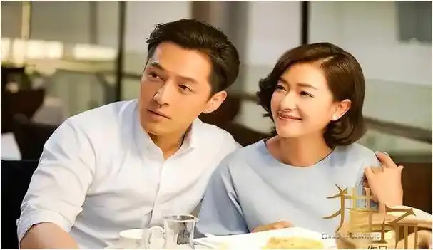 万茜勇于接受角色的挑战,逐步在电视屏幕上崭露头角,尤其是她饰演的