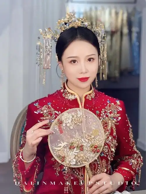 61dalinmakeup61试妆花絮高贵气质秀禾服造型