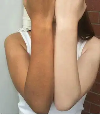 如何快速晒黑 健康晒黑方法