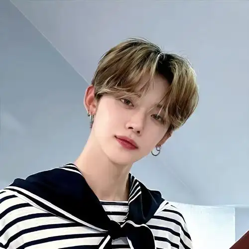 自修|615161有uu投稿94崔然竣,所以修了一组然竣头像0292