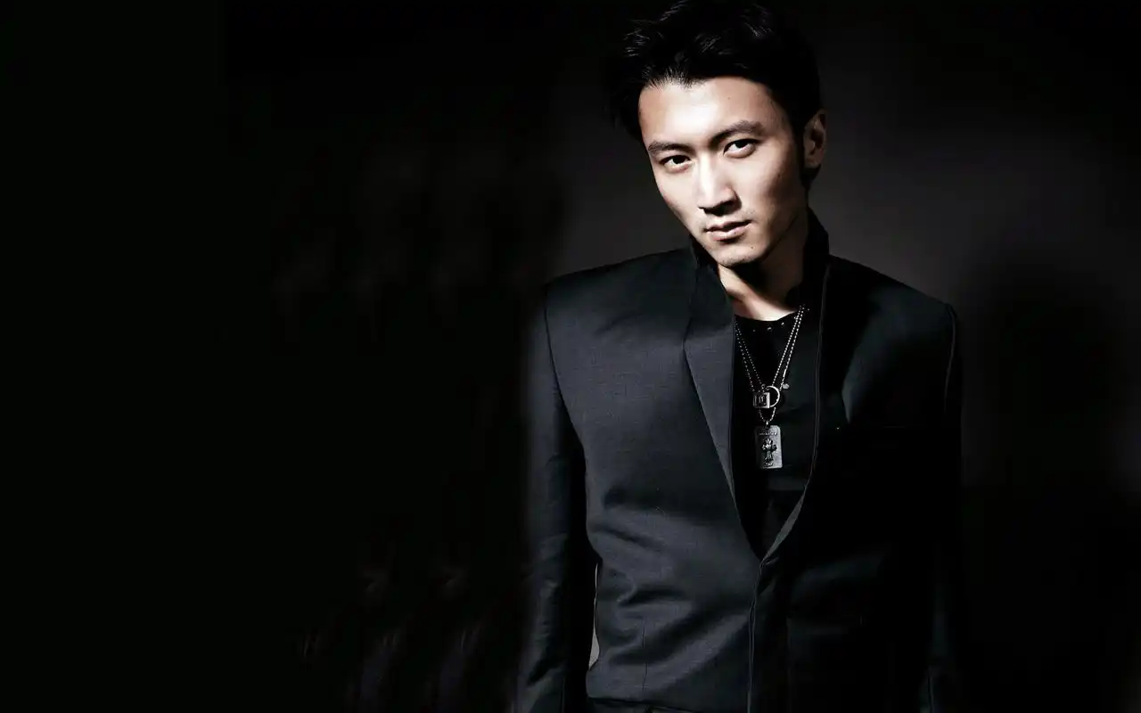 谢霆锋高清帅气黑色写真图片电脑桌面壁纸下载第二辑