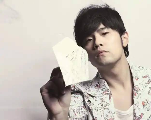 电脑桌布周杰伦超时代及美丽佳人写真桌布补