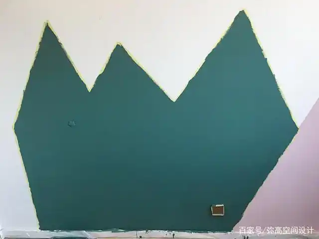 但做完之后,很多小伙伴们都会发现一个问题,就是两种颜色的涂料交界处