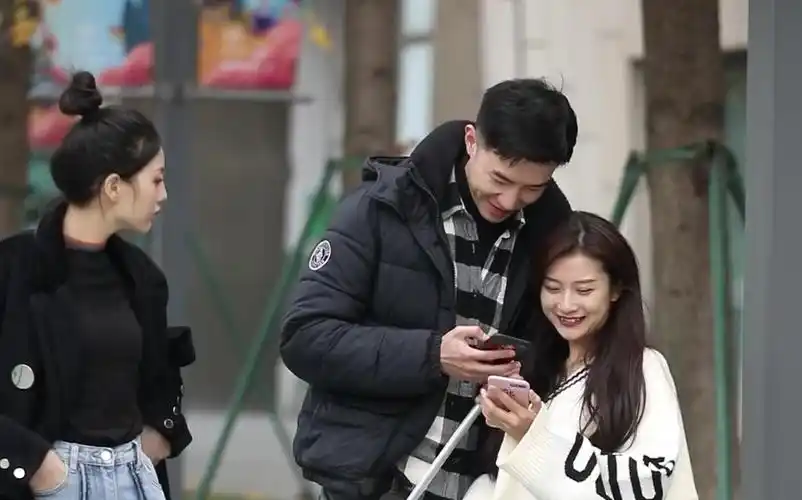 看来190的都和160的在一起了,剩下170的女生尴尬了