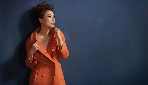 郑秀文代言aquascutum2011秋冬大片dressingthepowerful