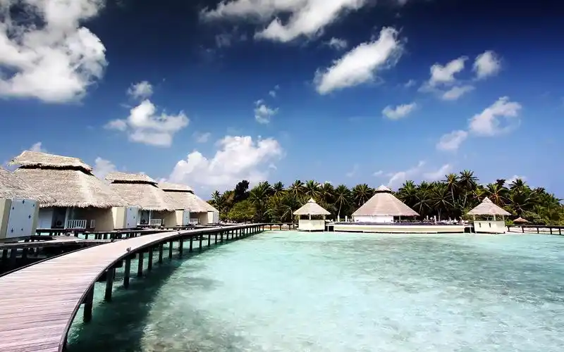 马尔代夫海滩高清桌面壁纸