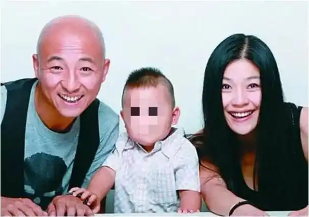 吴京的发小周晓鸥28岁成乐坛霸主却因演技太好被骂