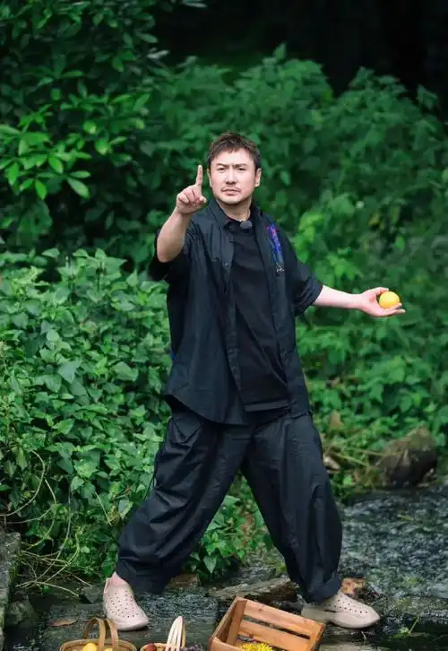 沈腾身高竟然有180##沈腾的简历都自带笑点