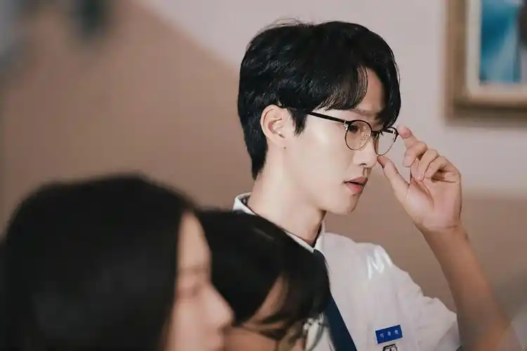 学校2021电视剧高清免费在线观看网盘hd1080p蓝光中字