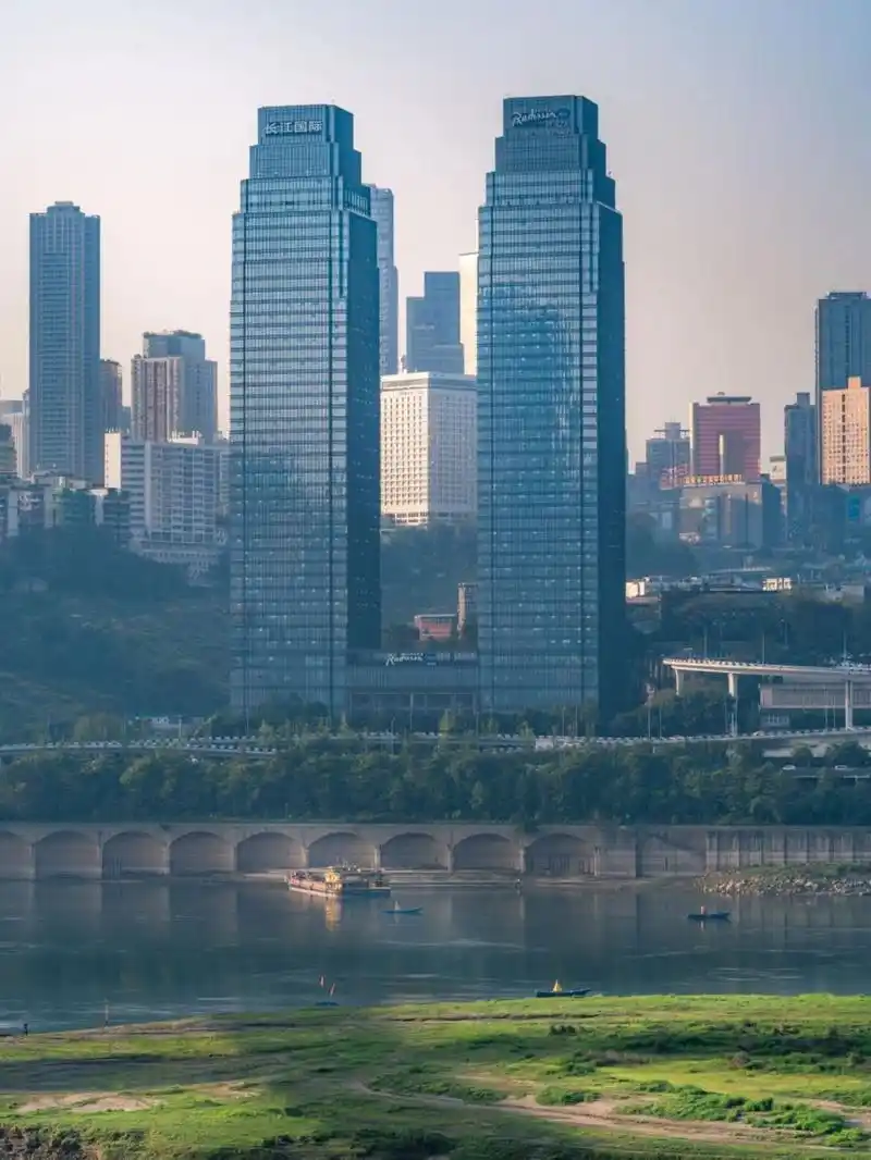 最美的长江国际,不允许有人没看过 晨光下的长江国际格外的美 - #重庆